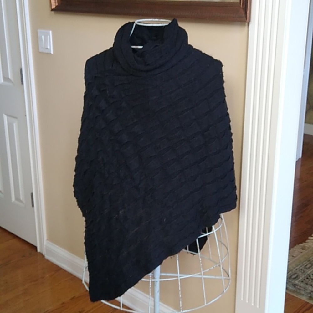 Elegant Black Poncho Sweater - Picture 2 of 5